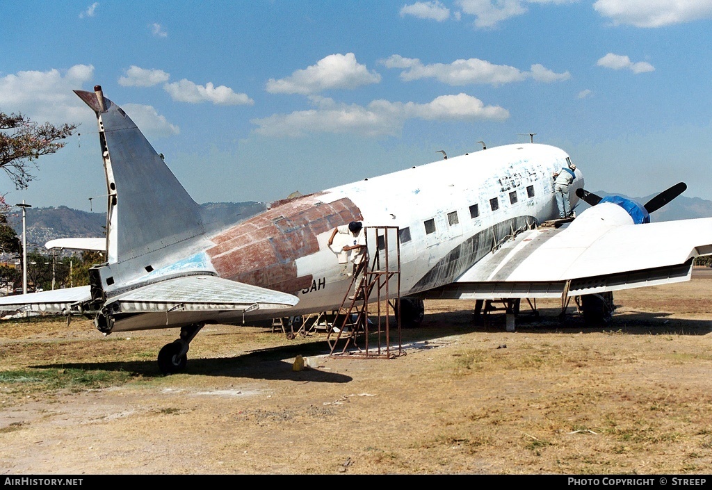 Aircraft Photo of HR-SAH | Douglas C-47 Skytrain | AirHistory.net #125006