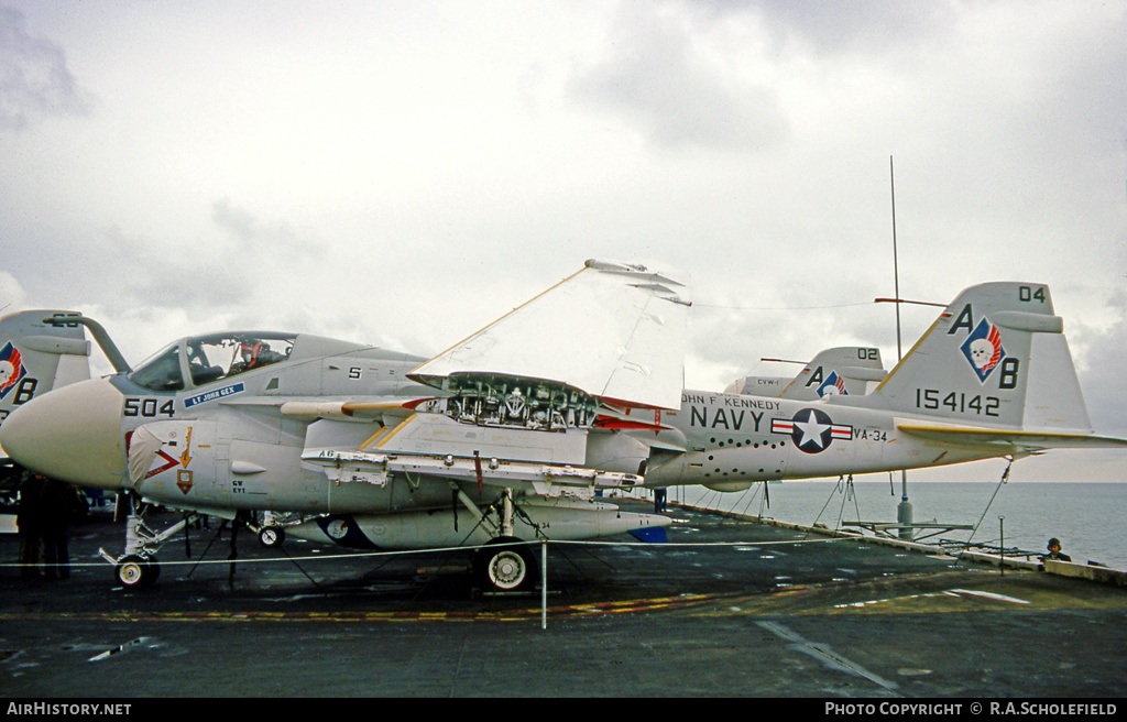 Aircraft Photo of 154142 | Grumman A-6E Intruder (G-128) | USA - Navy | AirHistory.net #125010