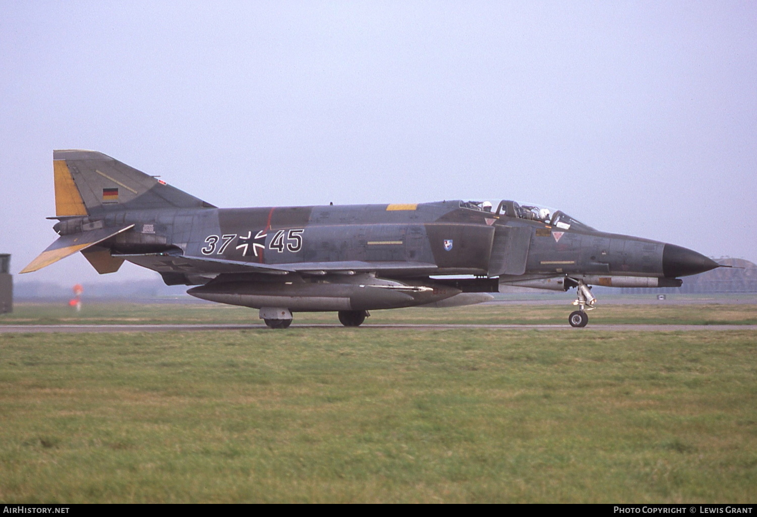 Aircraft Photo of 3745 | McDonnell Douglas F-4F Phantom II | Germany - Air Force | AirHistory.net #125044