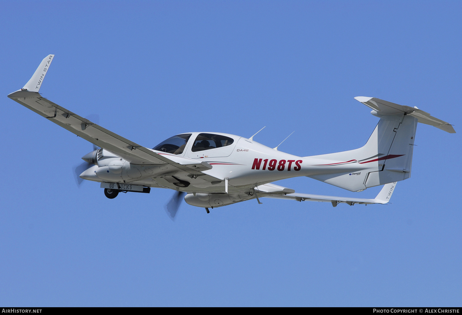 Aircraft Photo of N198TS | Diamond DA42 Twin Star | AirHistory.net #125102