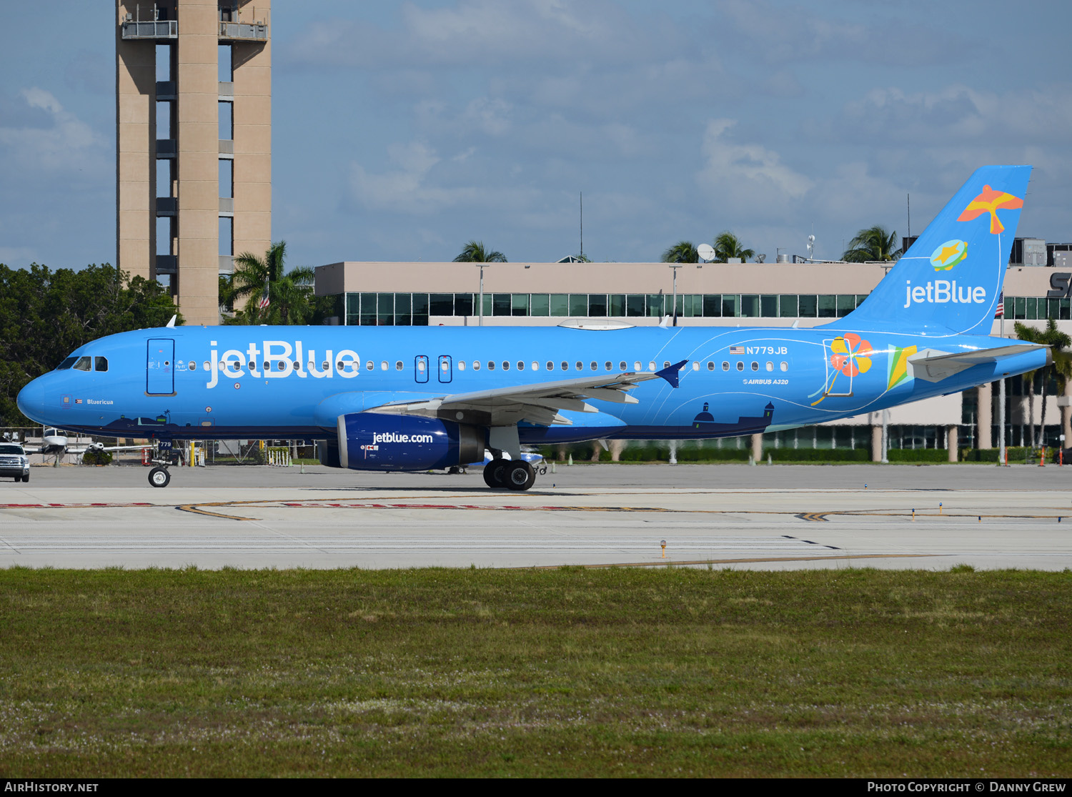 Aircraft Photo of N779JB | Airbus A320-232 | JetBlue Airways | AirHistory.net #125171