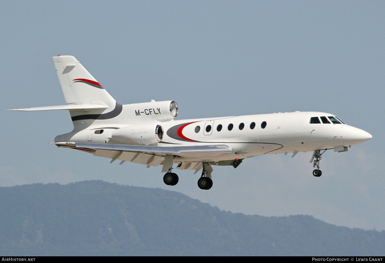 Aircraft Photo of M-CFLY | Dassault Falcon 50EX | AirHistory.net #125252