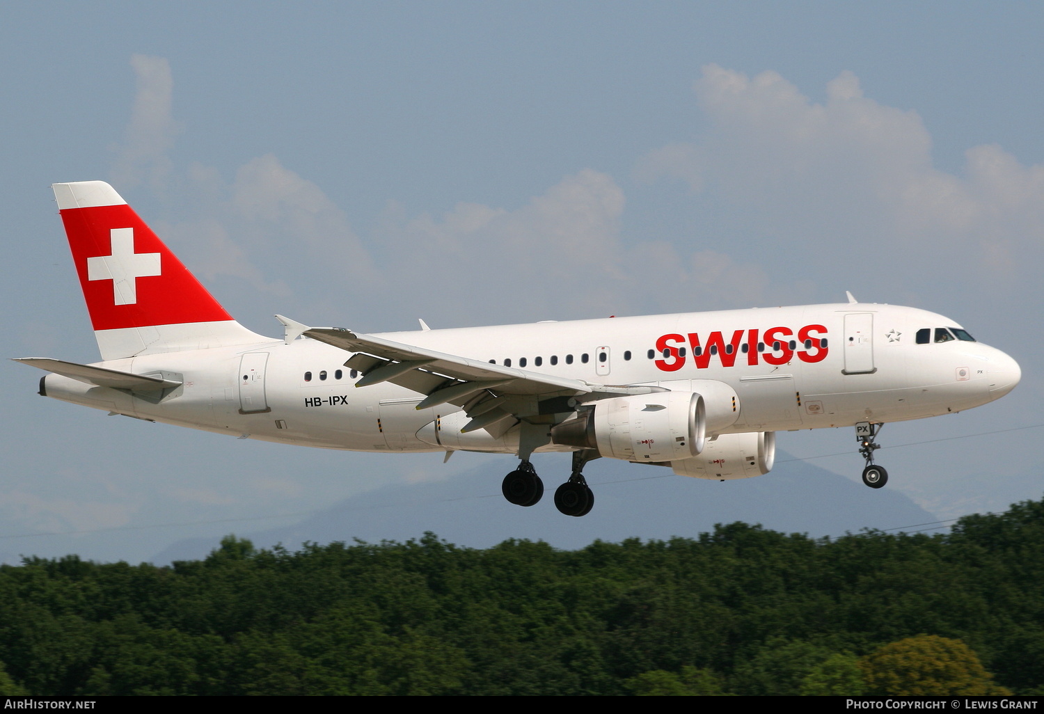 Aircraft Photo of HB-IPX | Airbus A319-112 | Swiss International Air Lines | AirHistory.net #125270