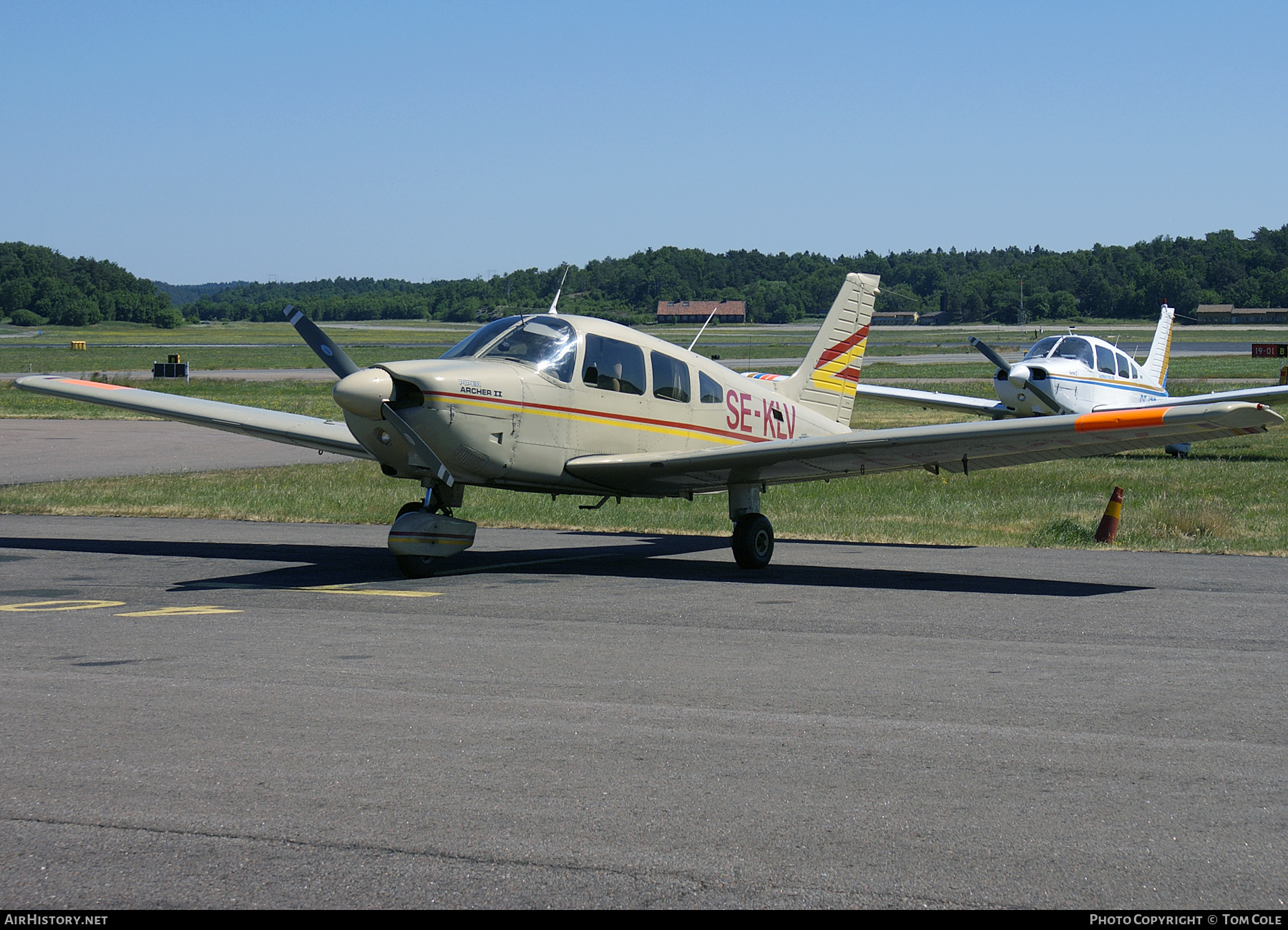 Aircraft Photo of SE-KLV | Piper PA-28-181 Archer II | AirHistory.net #125277