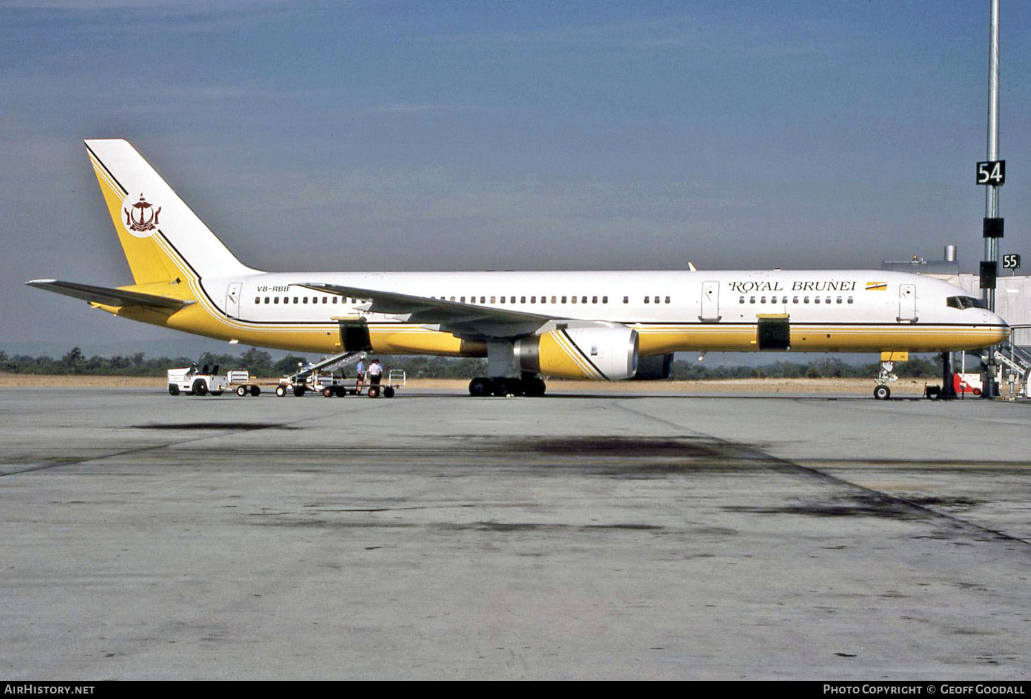 Aircraft Photo of V8-RBB | Boeing 757-2M6 | Royal Brunei Airlines | AirHistory.net #125351