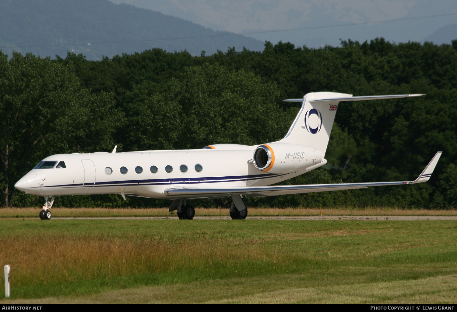 Aircraft Photo of M-USIC | Gulfstream Aerospace G-V-SP Gulfstream G550 | Ineos Group | AirHistory.net #125388