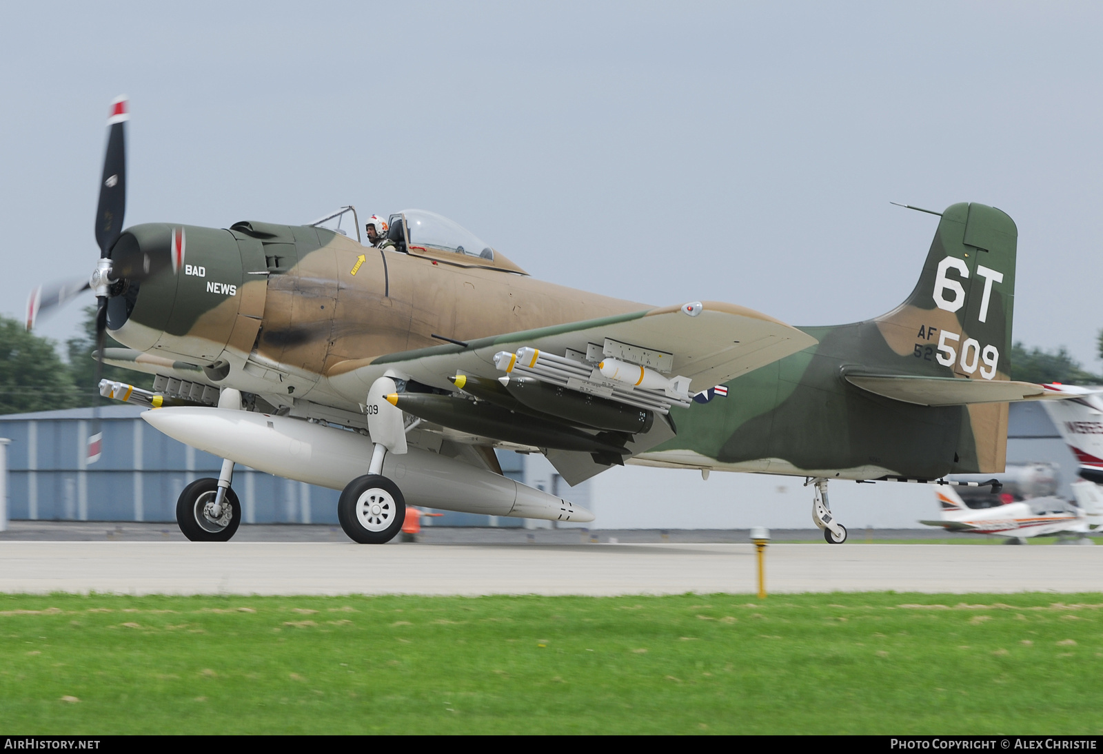 Aircraft Photo of N2AD / 52-509 | Douglas AD-2 Skyraider | USA - Air Force | AirHistory.net #125459