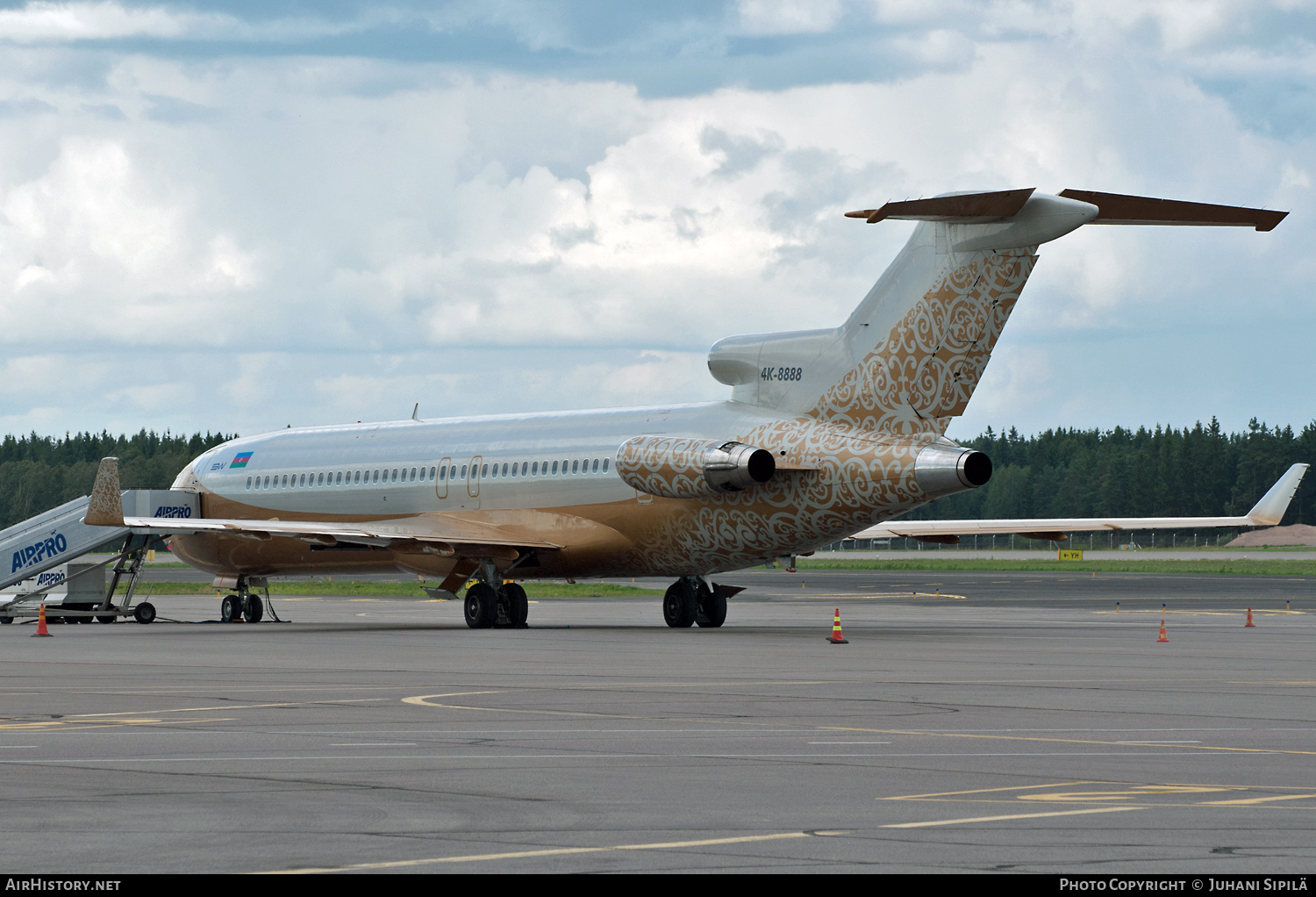 Aircraft Photo of 4K-8888 | Boeing 727-251/Adv | Silk Way Business Aviation | AirHistory.net #125508