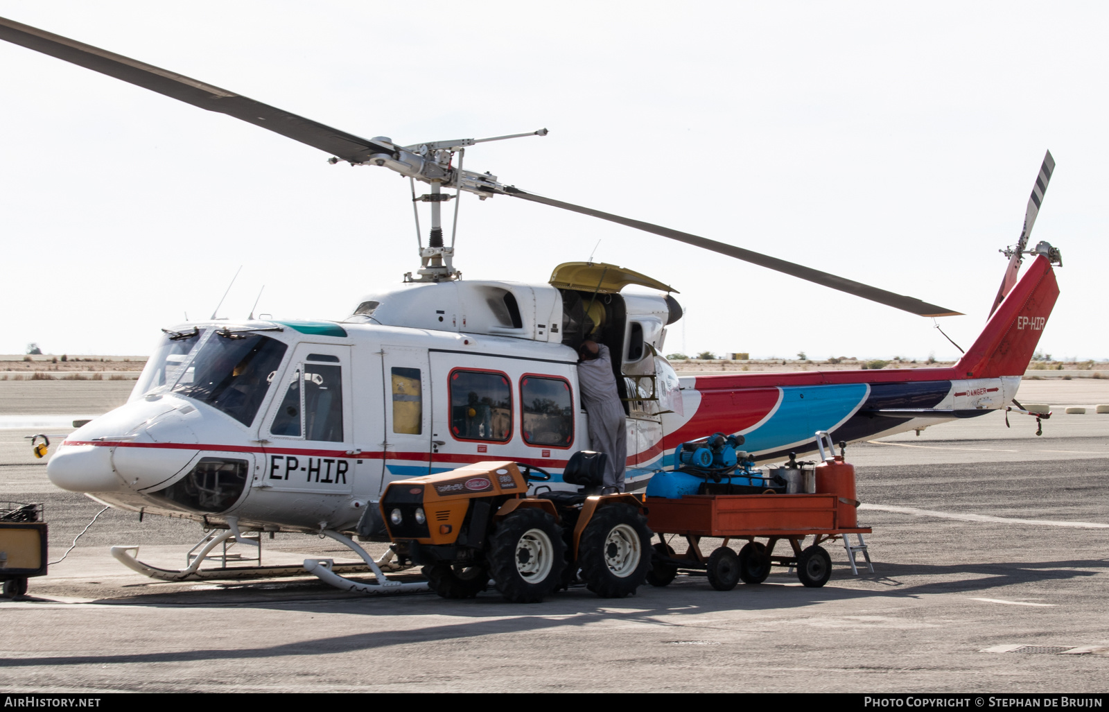 Aircraft Photo of EP-HIR | Bell 212 Twin Two-Twelve | Iran Helicopter Company | AirHistory.net #125599