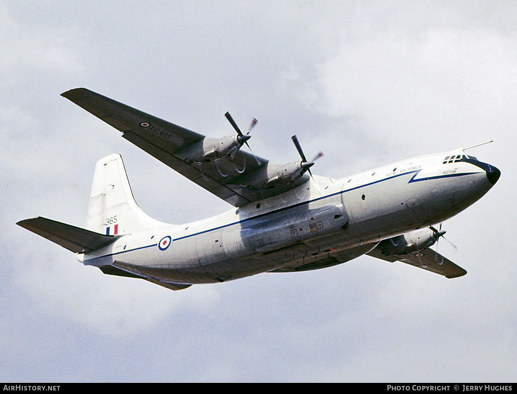 Aircraft Photo of XR365 | Short SC.5 Belfast C1 | UK - Air Force | AirHistory.net #125624