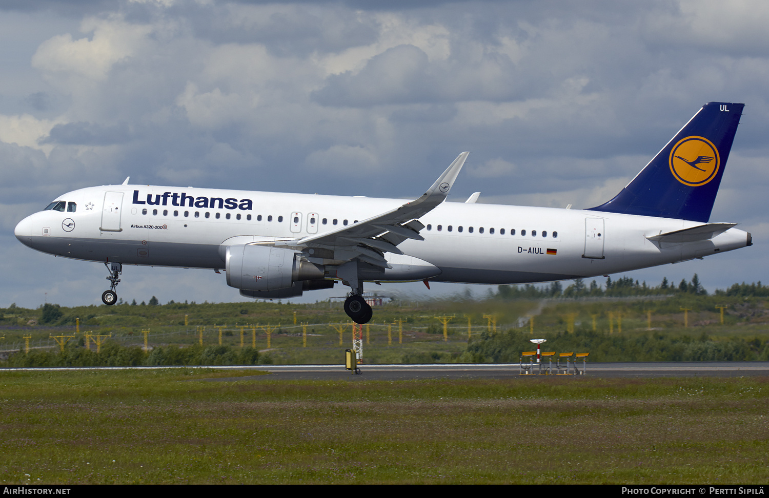 Aircraft Photo of D-AIUL | Airbus A320-214 | Lufthansa | AirHistory.net #125750
