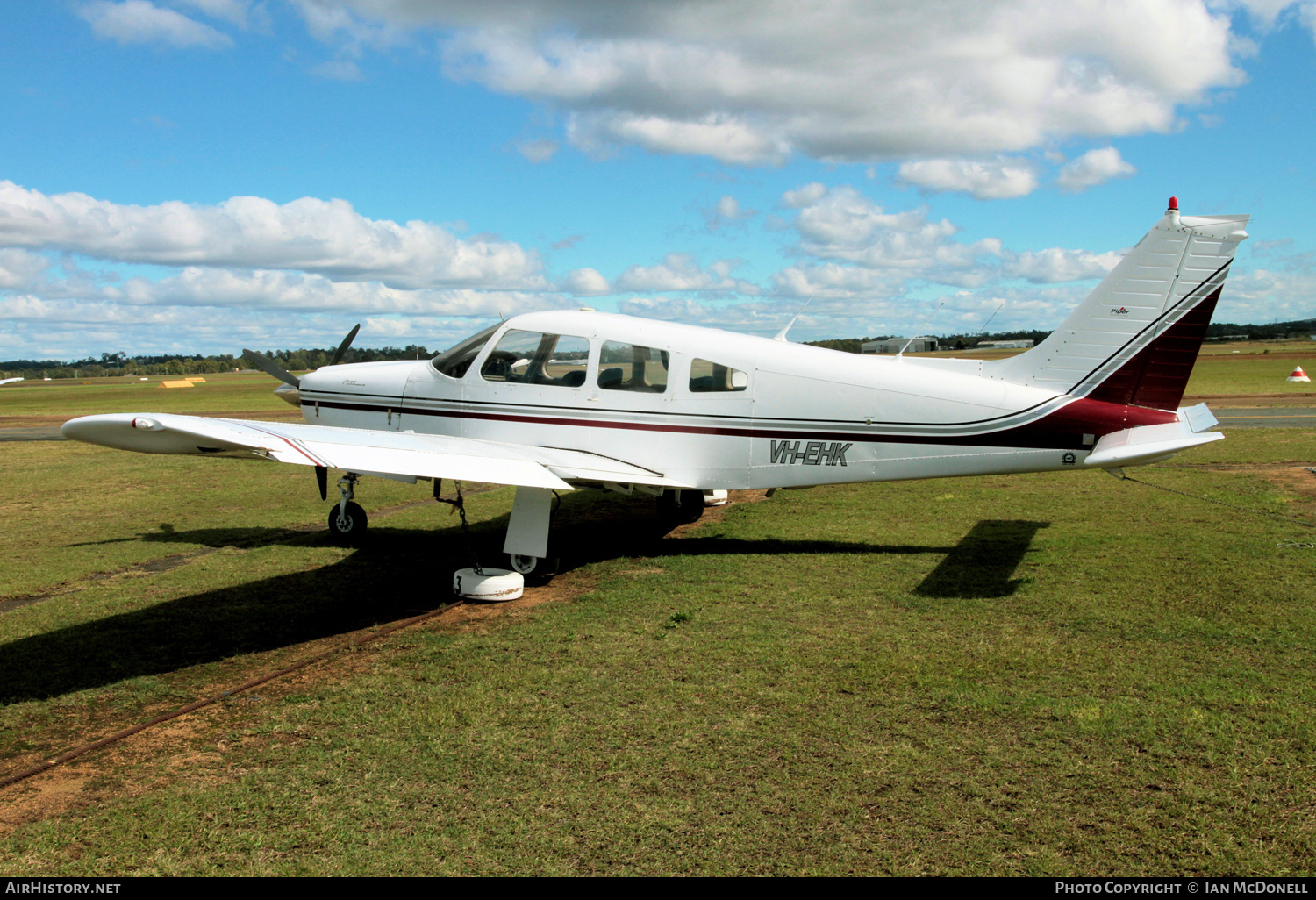 Aircraft Photo of VH-EHK | Piper PA-28R-201 Arrow III | AirHistory.net #125754