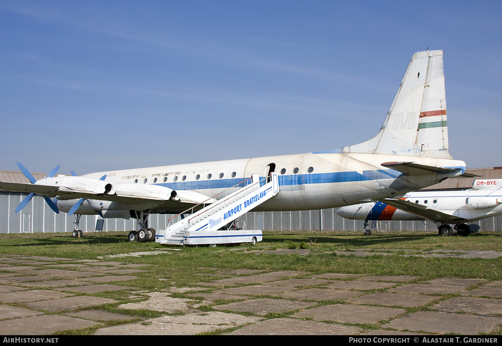 Aircraft Photo of HA-MOI | Ilyushin Il-18D | Malév - Hungarian Airlines | AirHistory.net #125767