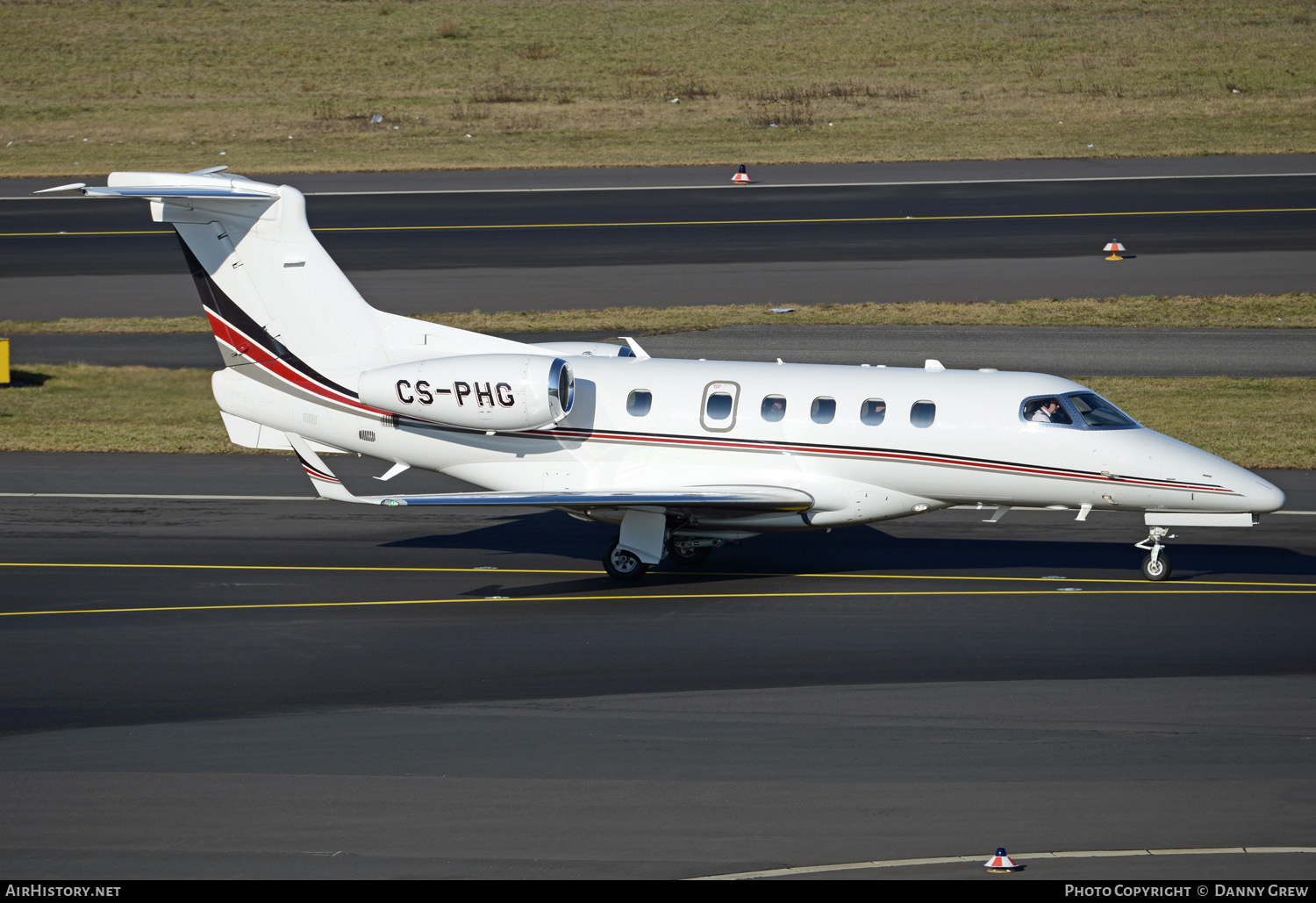 Aircraft Photo of CS-PHG | Embraer EMB-505 Phenom 300 | AirHistory.net #125844