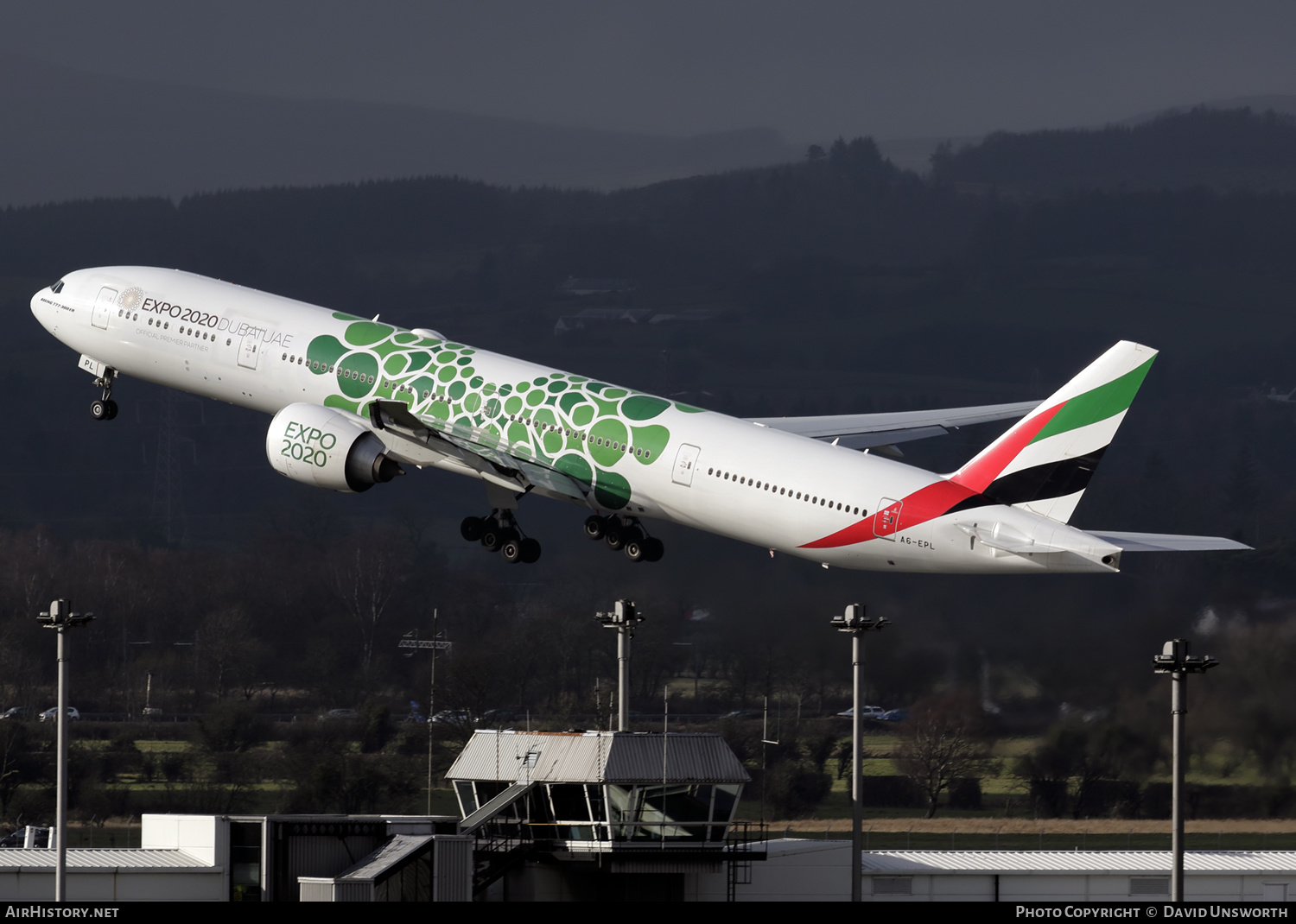 Aircraft Photo of A6-EPL | Boeing 777-31H/ER | Emirates | AirHistory.net #125938