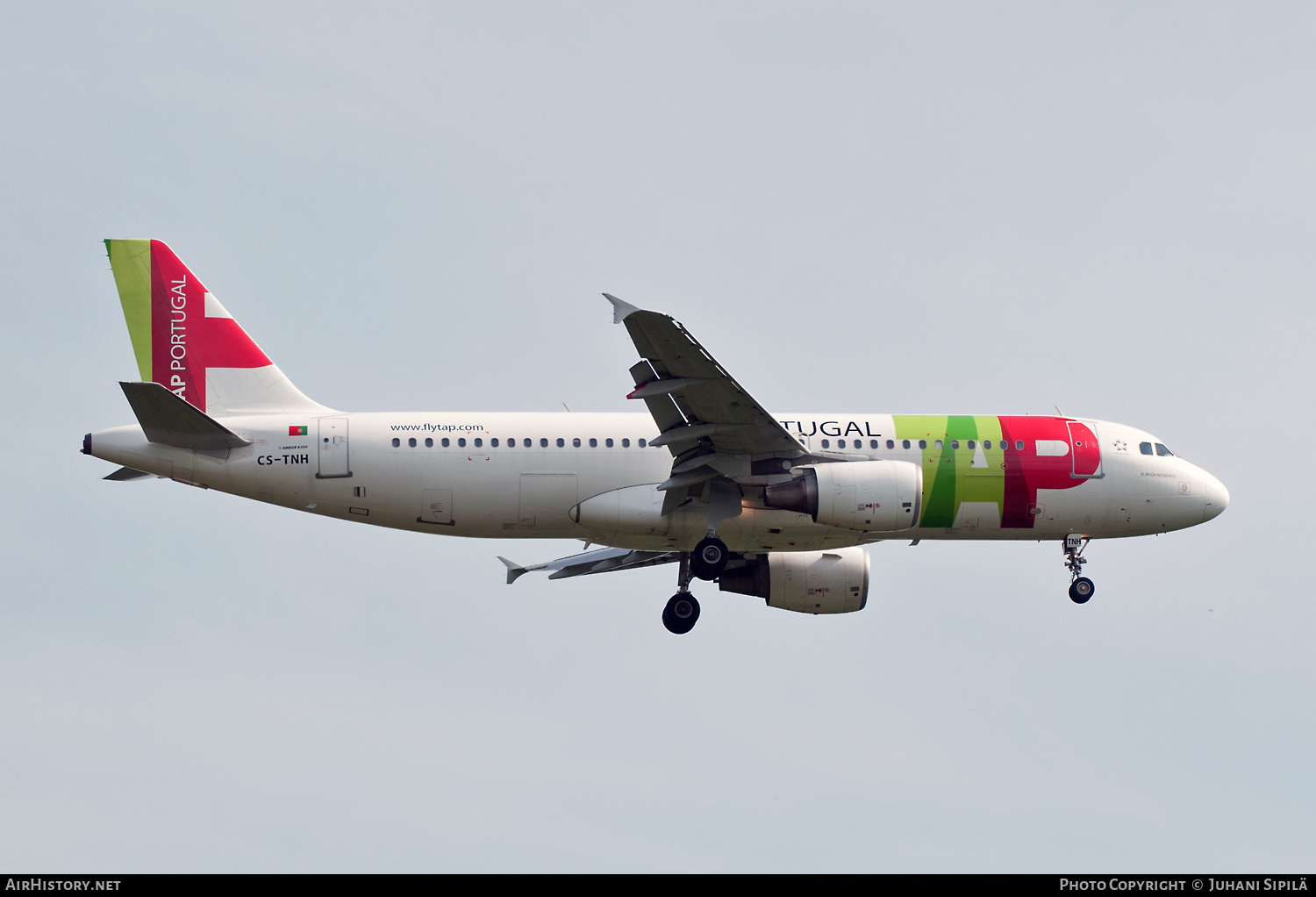 Aircraft Photo of CS-TNH | Airbus A320-214 | TAP Portugal | AirHistory.net #125939