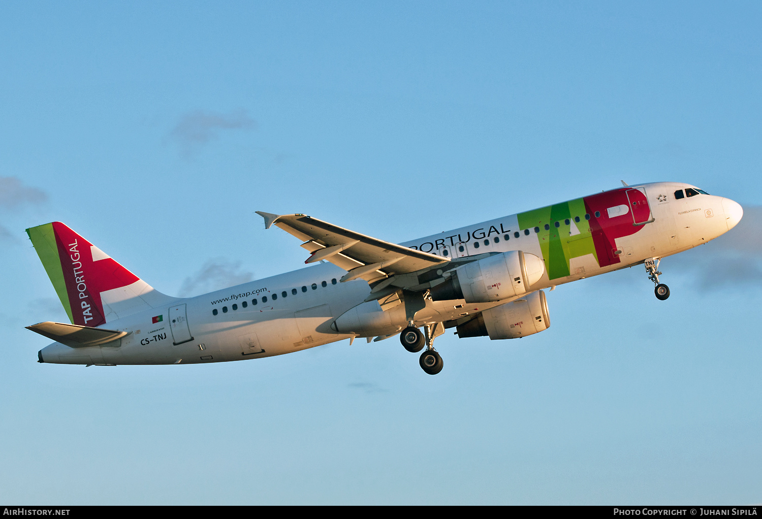Aircraft Photo of CS-TNJ | Airbus A320-214 | TAP Portugal | AirHistory.net #125943