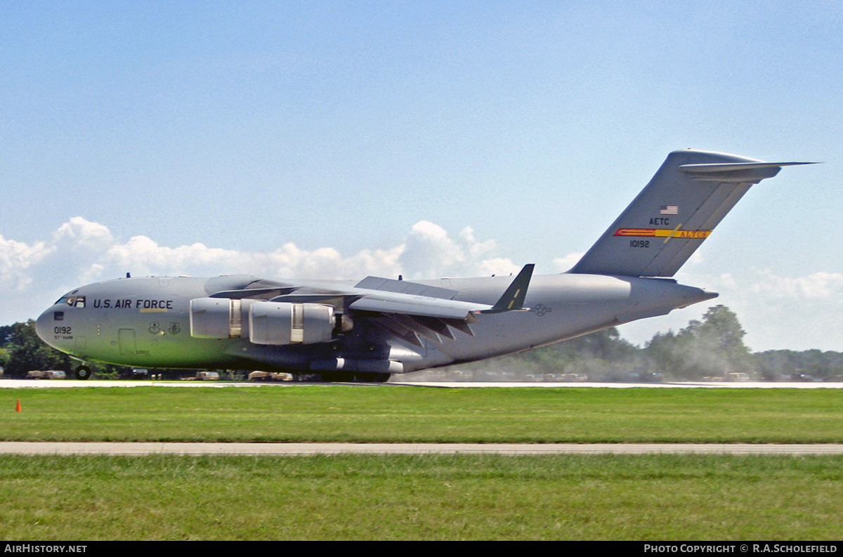 Aircraft Photo of 01-0192 / 10192 | Boeing C-17A Globemaster III | USA - Air Force | AirHistory.net #125981