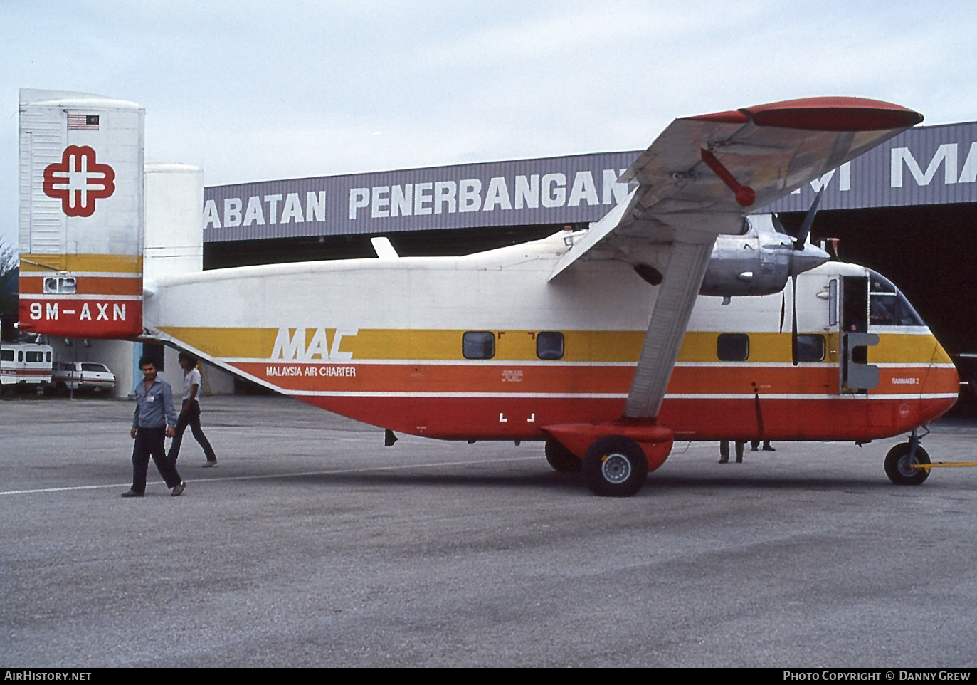 Aircraft Photo of 9M-AXN | Short SC.7 Skyvan 3-400 | Malaysia Air Charter - MAC | AirHistory.net #126037