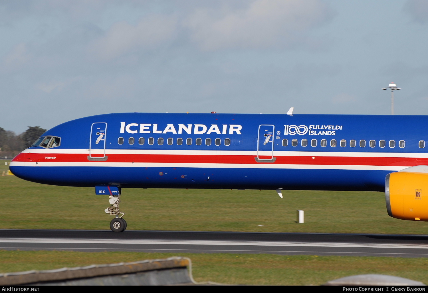 Aircraft Photo of TF-ISX | Boeing 757-3E7 | Icelandair | AirHistory.net #126075