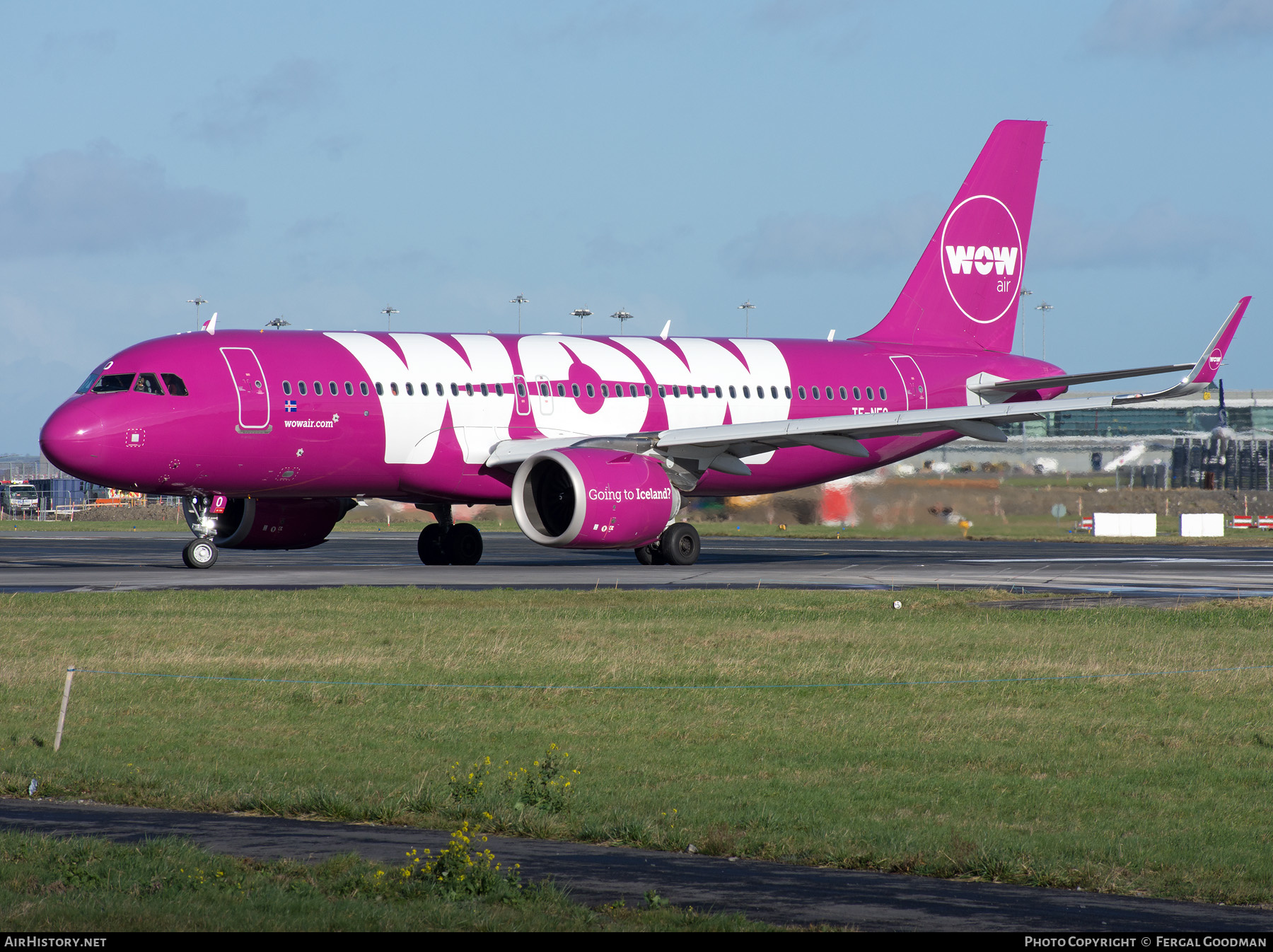 Aircraft Photo of TF-NEO | Airbus A320-251N | WOW Air | AirHistory.net #126083