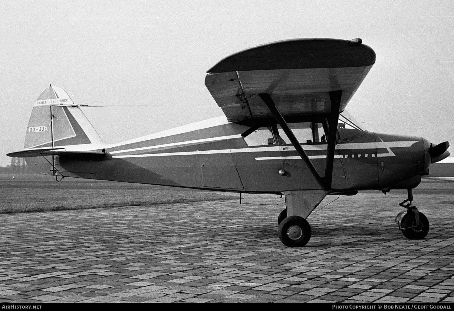 Aircraft Photo of OO-JOE | Piper PA-22-150 Tri-Pacer | Ecole De Vleminck | AirHistory.net #126101