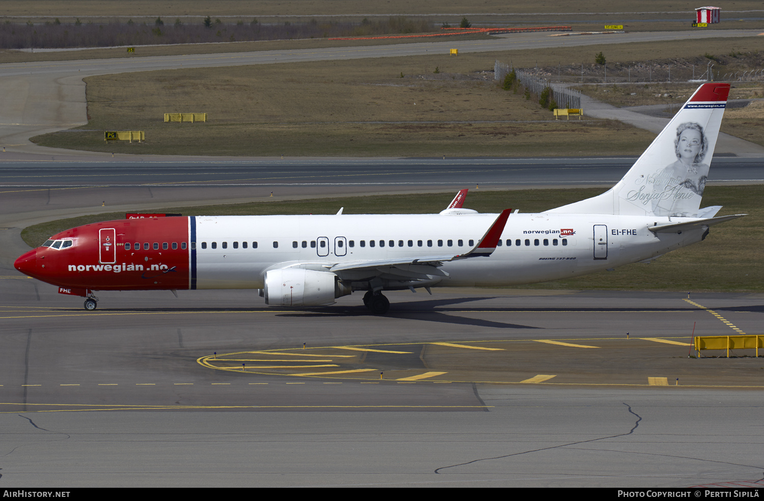 Aircraft Photo of EI-FHE | Boeing 737-8Q8 | Norwegian | AirHistory.net #126122
