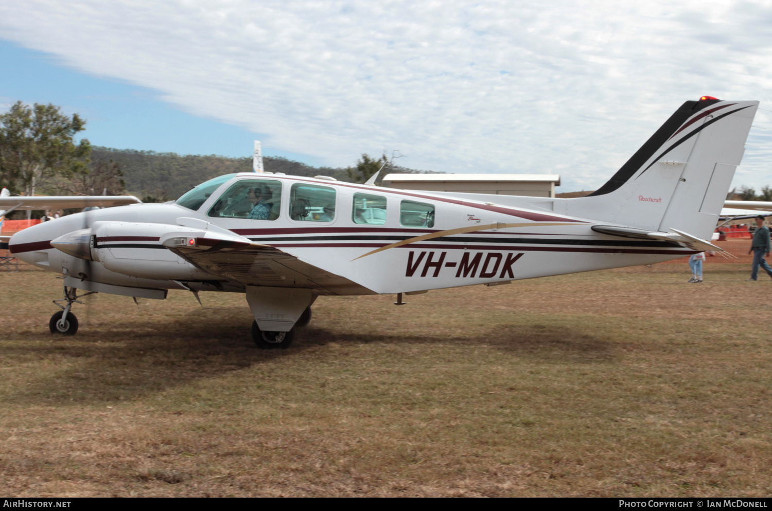 Aircraft Photo of VH-MDK | Raytheon 58 Baron | AirHistory.net #126156
