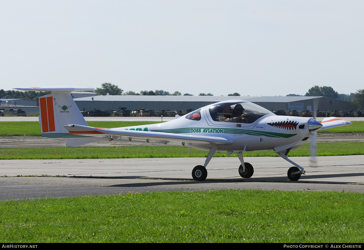 Aircraft Photo of N948DA | Diamond DA20C-1 Eclipse | Doss Aviation | AirHistory.net #126212