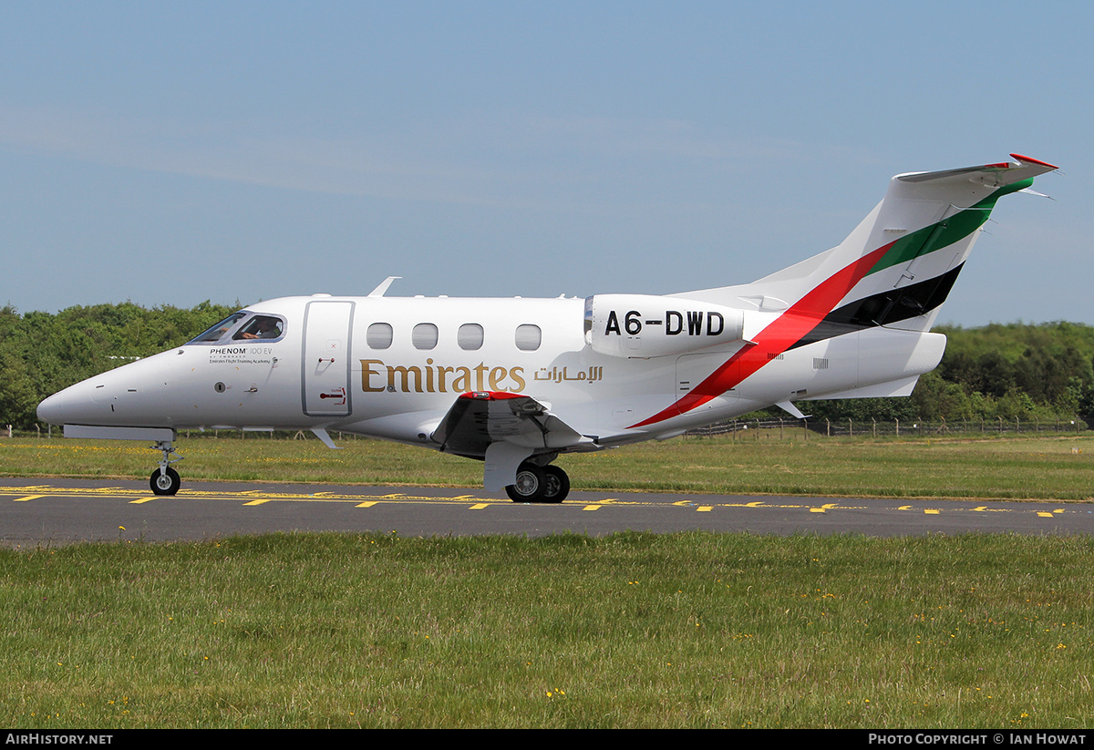 Aircraft Photo of A6-DWD | Embraer EMB-500 Phenom 100EV | Emirates Flight Training Academy | AirHistory.net #126241