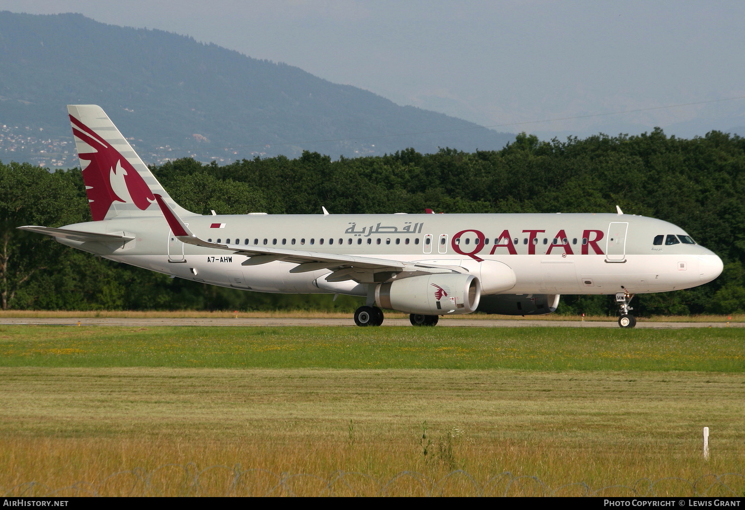 Aircraft Photo of A7-AHW | Airbus A320-232 | Qatar Airways | AirHistory.net #126353