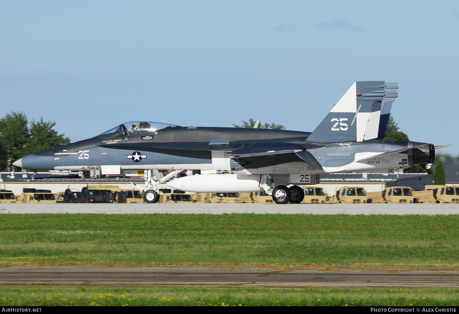 Aircraft Photo of 163733 | McDonnell Douglas F/A-18C Hornet | USA - Navy | AirHistory.net #126422
