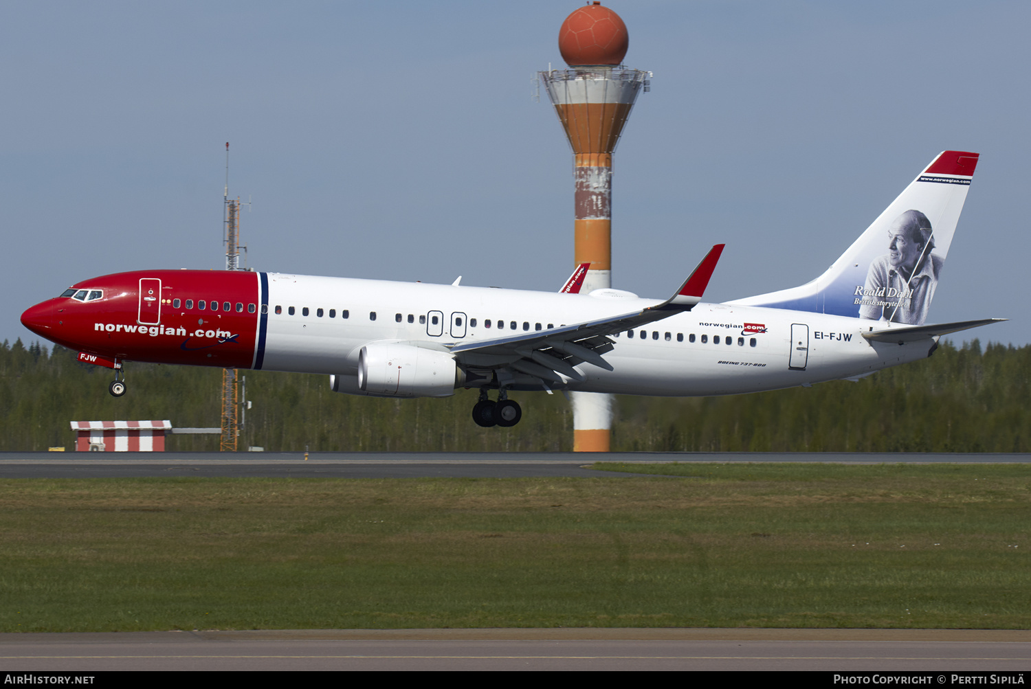 Aircraft Photo of EI-FJW | Boeing 737-8JP | Norwegian | AirHistory.net #126425