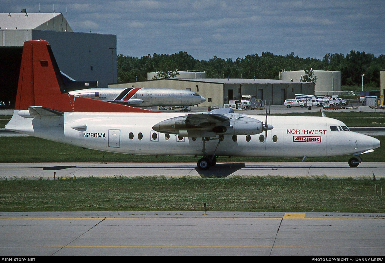 Aircraft Photo of N280MA | Fokker F27-500 Friendship | Northwest Airlink | AirHistory.net #126531