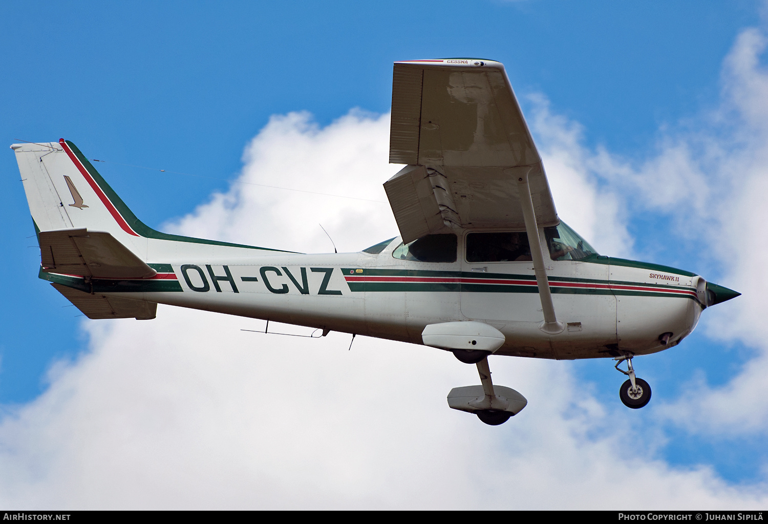 Aircraft Photo of OH-CVZ | Cessna 172P Skyhawk II | AirHistory.net #126544