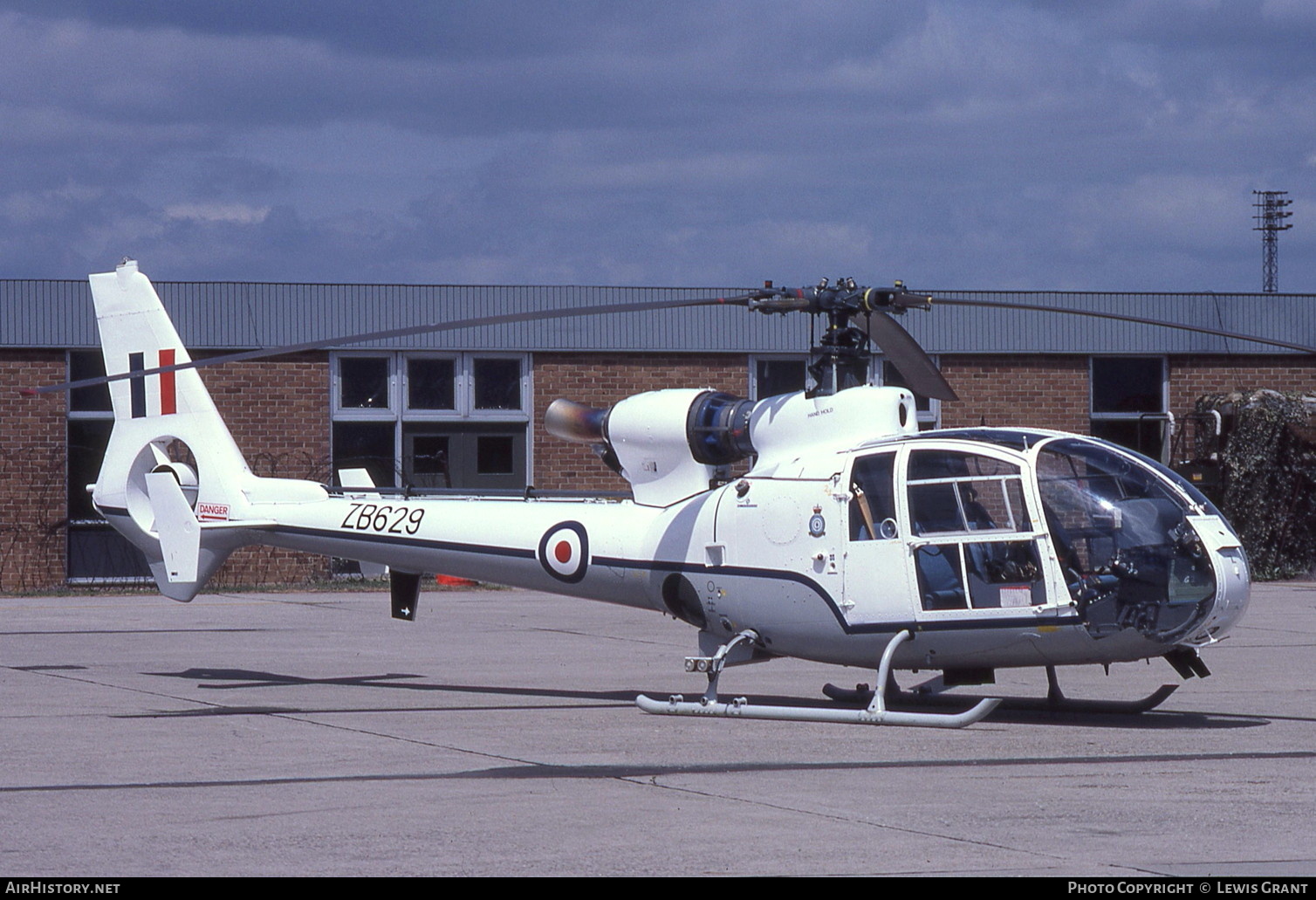 Aircraft Photo of ZB629 | Aerospatiale SA-341E Gazelle HCC4 | UK - Air Force | AirHistory.net #126582