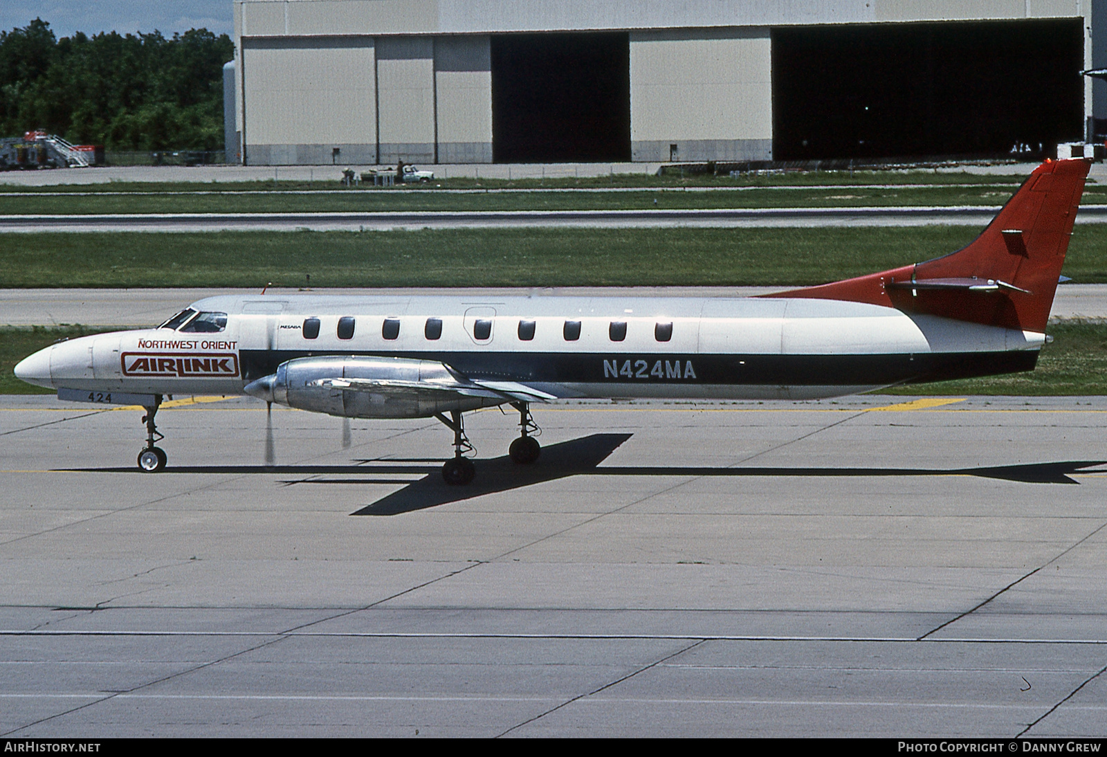 Aircraft Photo of N424MA | Fairchild Swearingen SA-227AC Metro III | Northwest Orient Airlink | AirHistory.net #126588