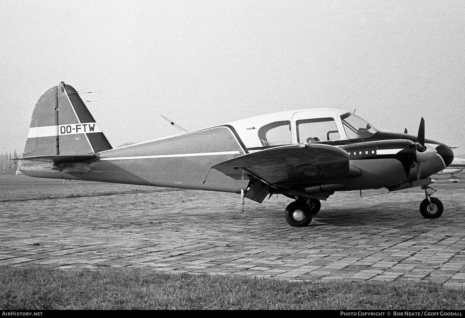 Aircraft Photo of OO-FTW | Piper PA-23-150 Apache | AirHistory.net #126602