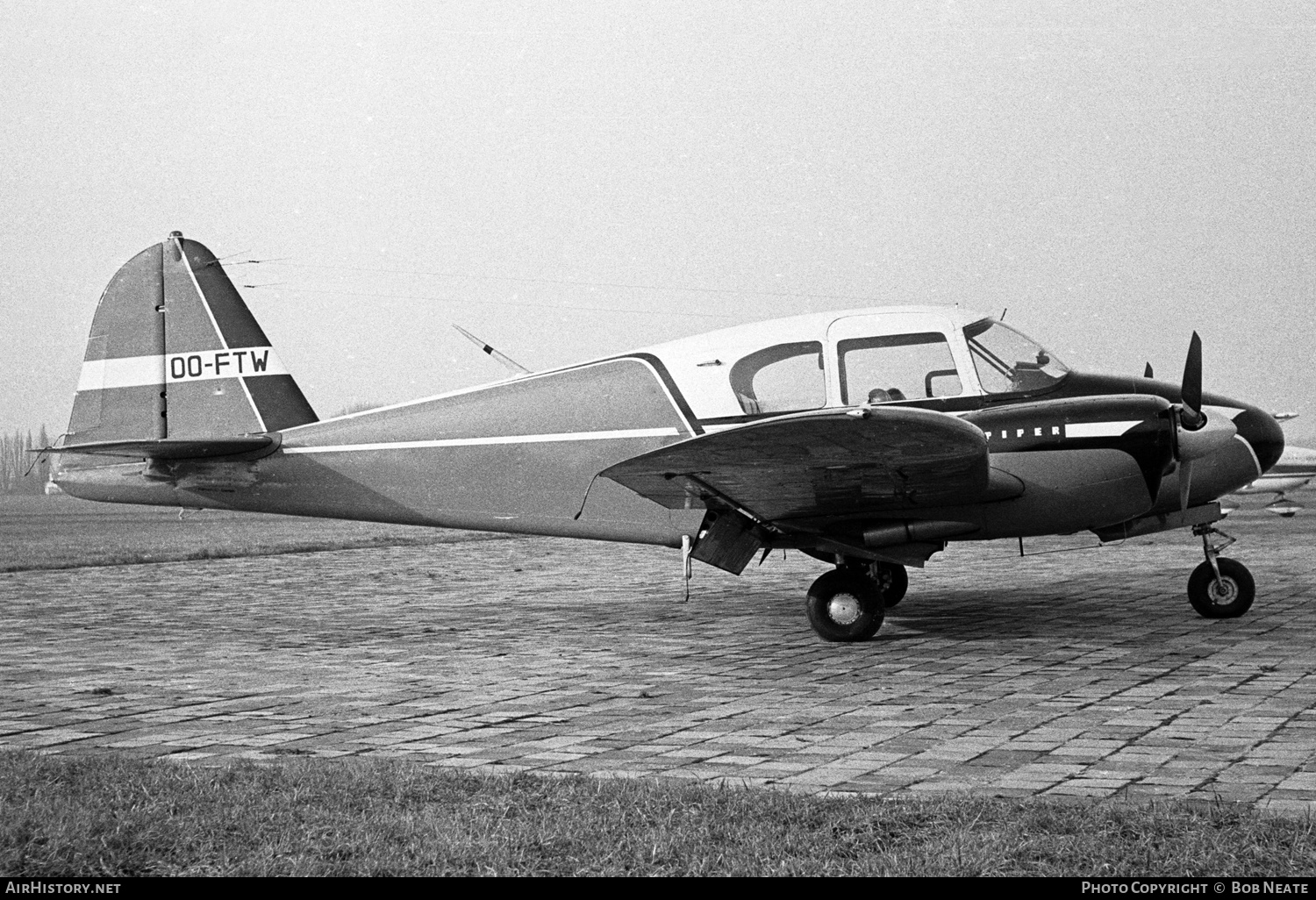 Aircraft Photo of OO-FTW | Piper PA-23-150 Apache | AirHistory.net #126602