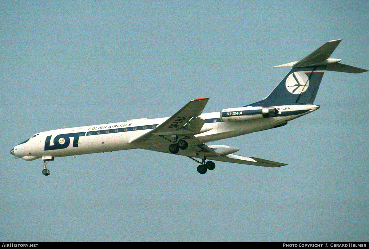 Aircraft Photo of SP-LHA | Tupolev Tu-134A | LOT Polish Airlines - Polskie Linie Lotnicze | AirHistory.net #126768