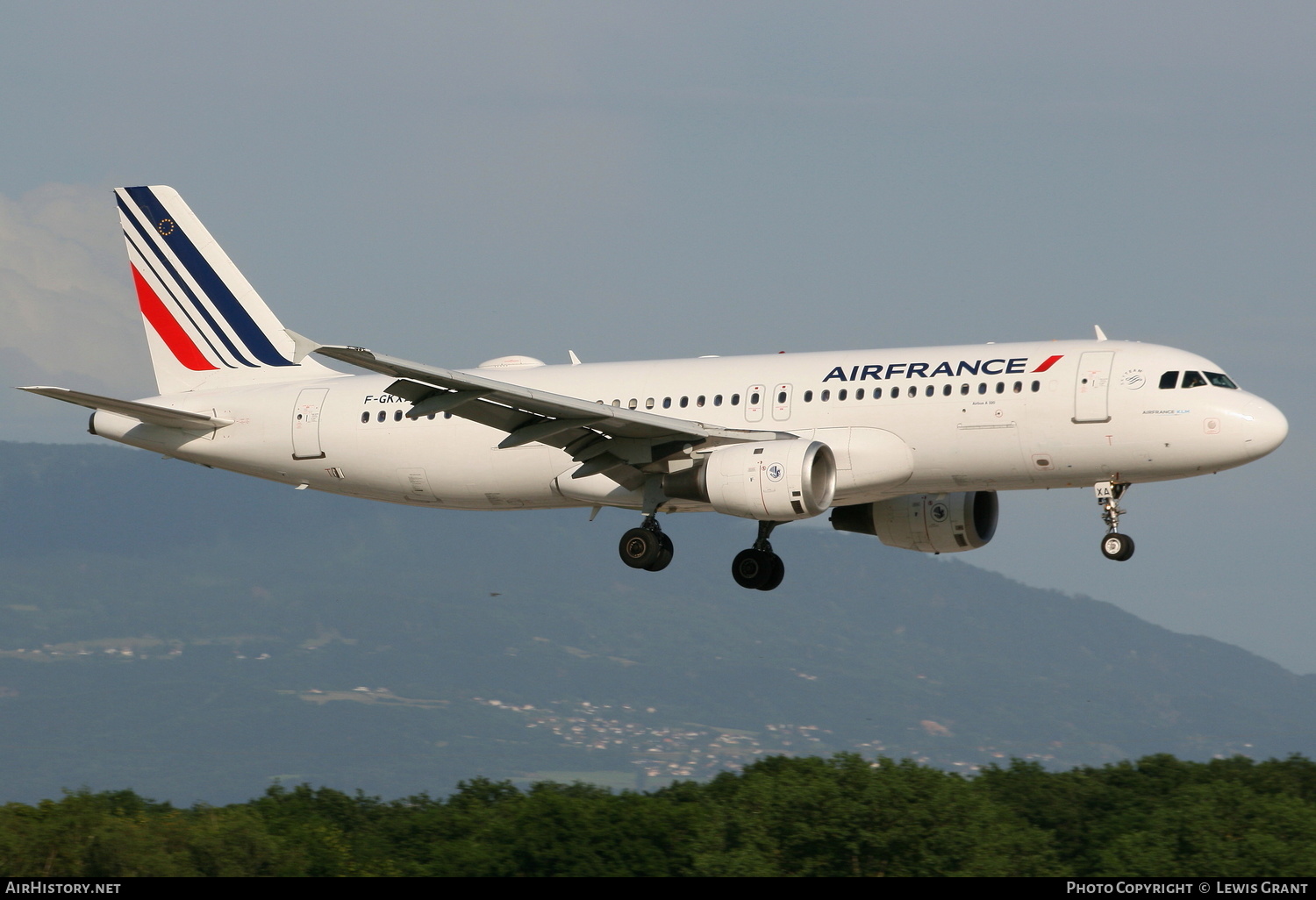 Aircraft Photo of F-GKXA | Airbus A320-211 | Air France | AirHistory.net #126856