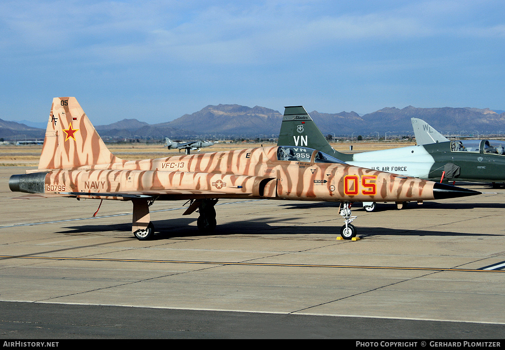 Aircraft Photo of 160795 | Northrop F-5E Tiger II | USA - Navy | AirHistory.net #126926