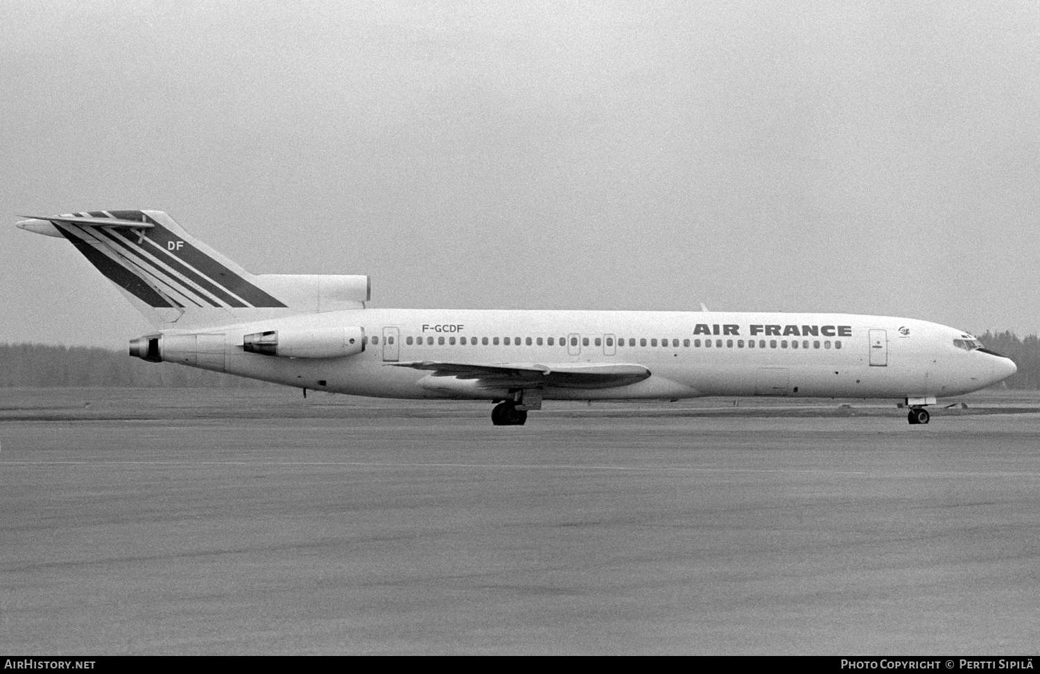 Aircraft Photo of F-GCDF | Boeing 727-228/Adv | Air France | AirHistory.net #127049