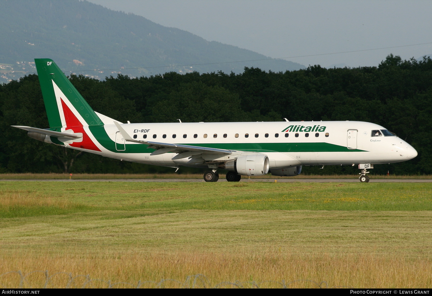 Aircraft Photo of EI-RDF | Embraer 175STD (ERJ-170-200STD) | Alitalia CityLiner | AirHistory.net #127101