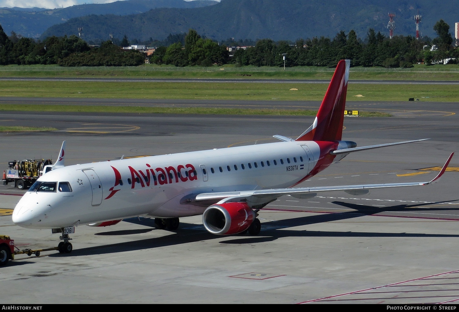 Aircraft Photo of N936TA | Embraer 190AR (ERJ-190-100IGW) | Avianca | AirHistory.net #127119