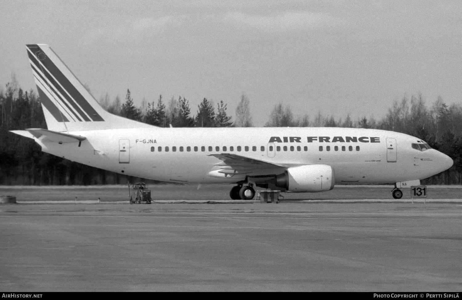 Aircraft Photo of F-GJNA | Boeing 737-528 | Air France | AirHistory.net #127134