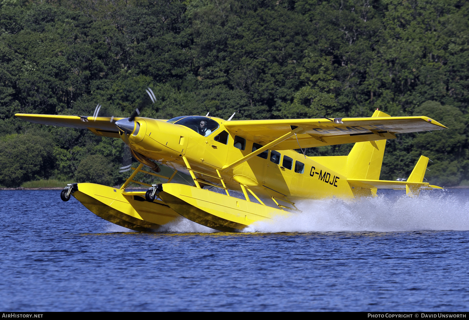 Aircraft Photo of G-MDJE | Cessna 208 Caravan I | Loch Lomond Seaplanes | AirHistory.net #127153