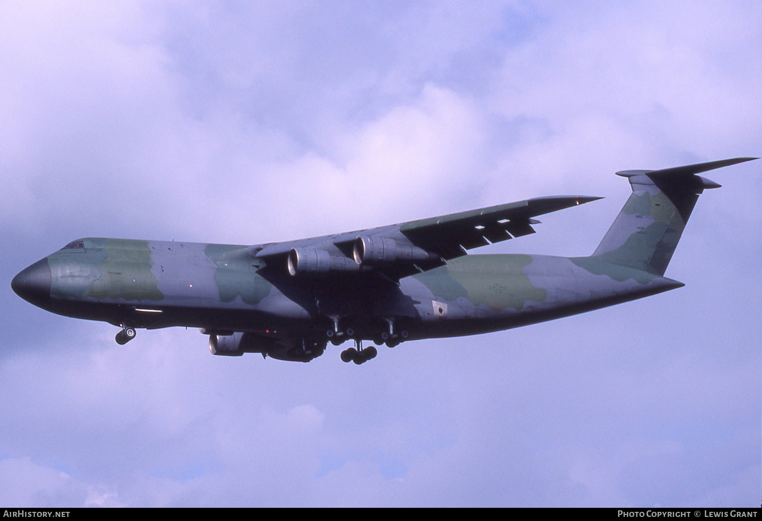 Aircraft Photo of 69-0022 / 90022 | Lockheed C-5A Galaxy (L-500) | USA - Air Force | AirHistory.net #127189