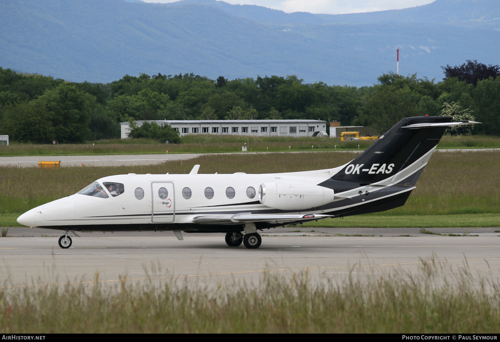 Aircraft Photo of OK-EAS | Hawker Beechcraft 400A/Nextant N400XT | AirHistory.net #127203