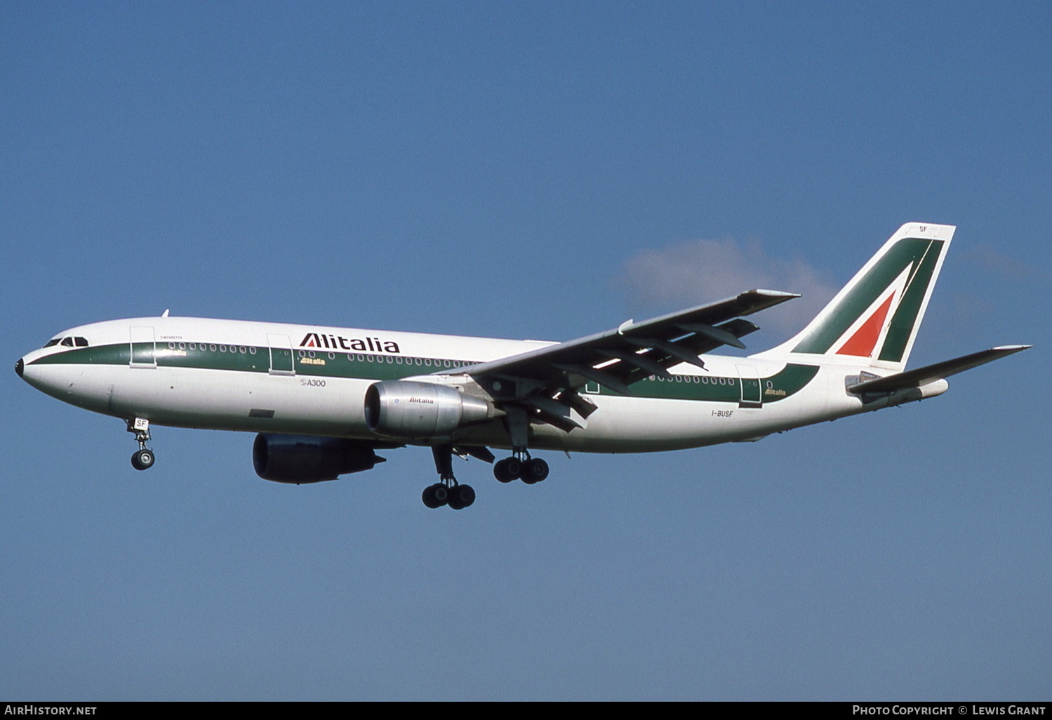 Aircraft Photo of I-BUSF | Airbus A300B4-203 | Alitalia | AirHistory.net #127231
